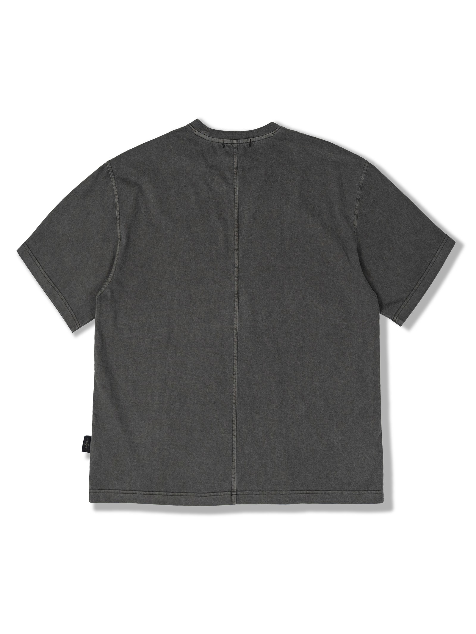 FADED GRAPHITE HEAVYWEIGHT TEE 실물 촬영 · 뒷면 제품 사진