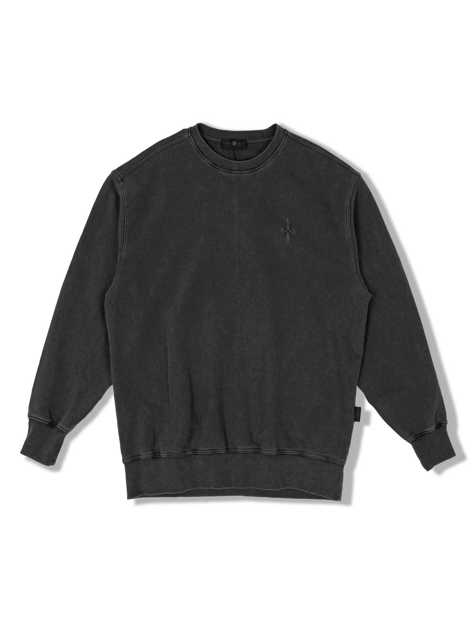 WASHED CHARCOAL PIGMENT FADE SWEATSHIRT 실물 촬영 · 앞면 제품 사진